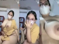 Cakep Wanita Toge Berkacamata Bugil Goyang Nakal