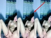 Memek Basah Host ABG Live Sendirian di Kamar Kost