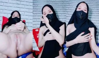 Jilbab Hitam Tocil Colmek Ngangkang Spill Meki Gundul