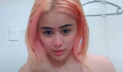 Miss Jane Cewek Wibu Pamer Toket Omek