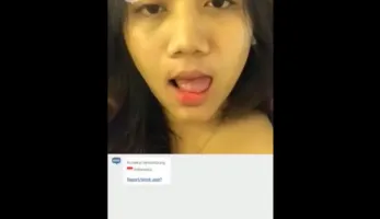 Mahasiswi Indo Cantik Di Ometv