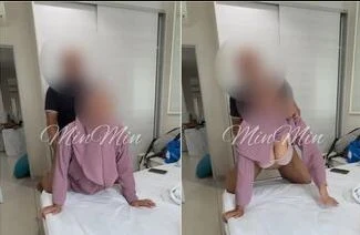 Istriku Wanita Jilbab di Entot Pria Lain