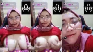 VCS Wanita Susu Gede Jilbab Pink