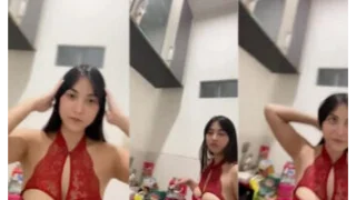 Cyebel Bikini Merah Sexy di Hotel Ayang Instagram
